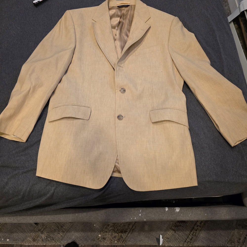 Banana Republic Beige Blazer Sz 42s.